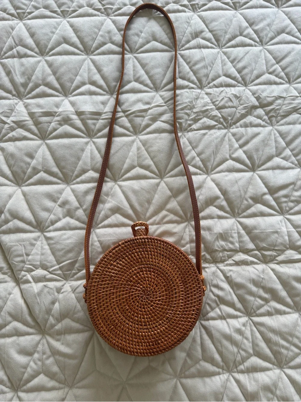 Round Woven Rattan Crossbody Bag – Boho Summer Essential